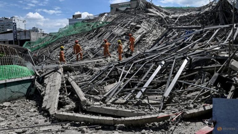 Death toll rises to three after Philippine building collapse, with 17 still missing