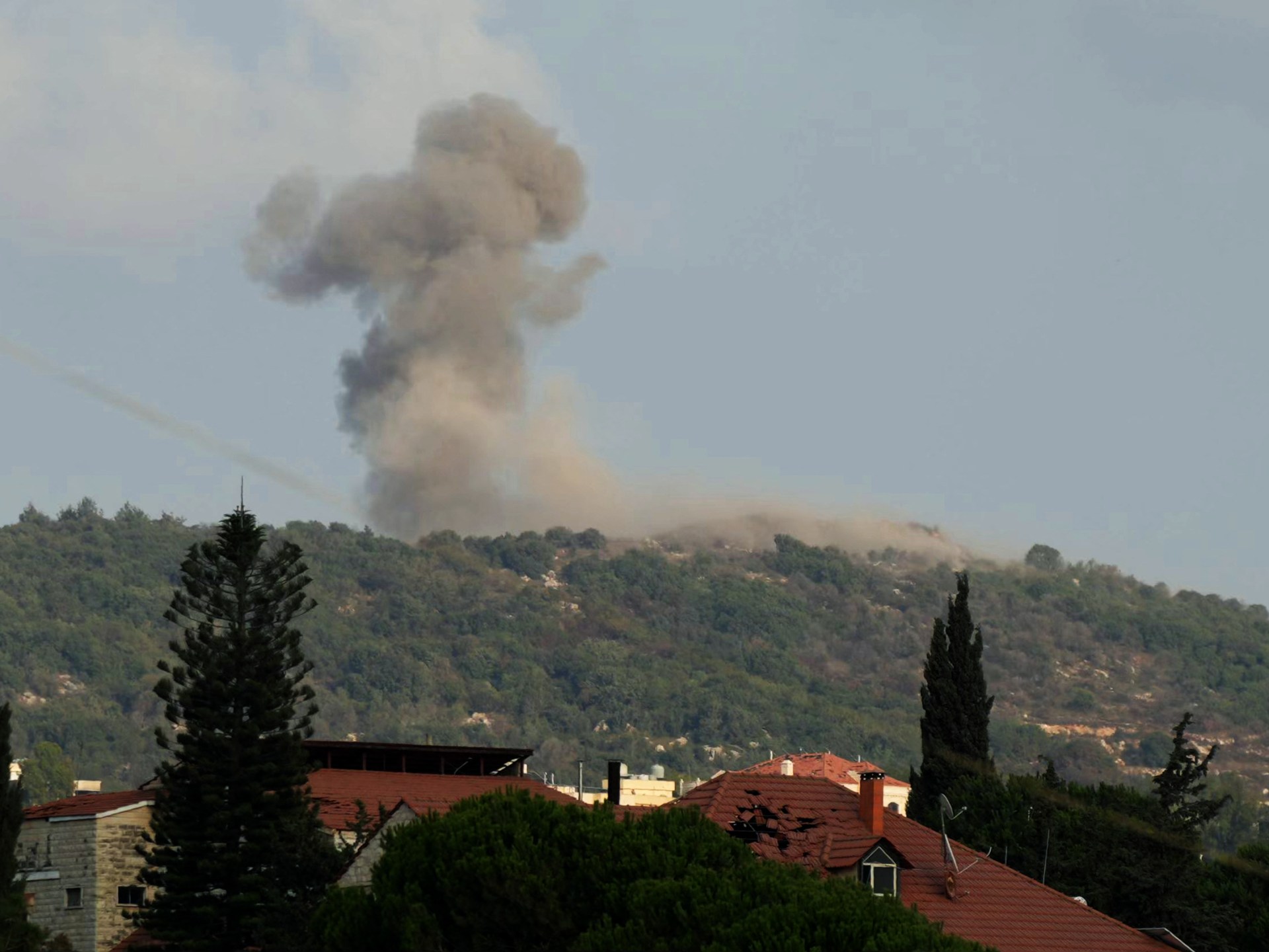 Israeli strike kills seven in south Lebanon as attacks intensify