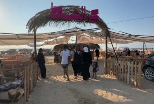 Al Jazeera journalist opens beach cafe in the Gaza she loves