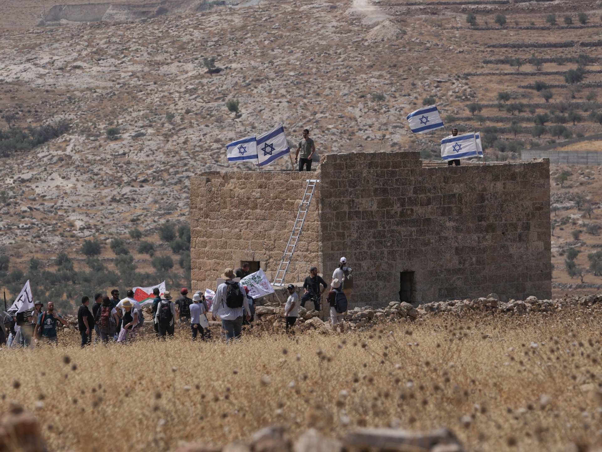 What could stop Israeli settler attacks on Palestinians?
