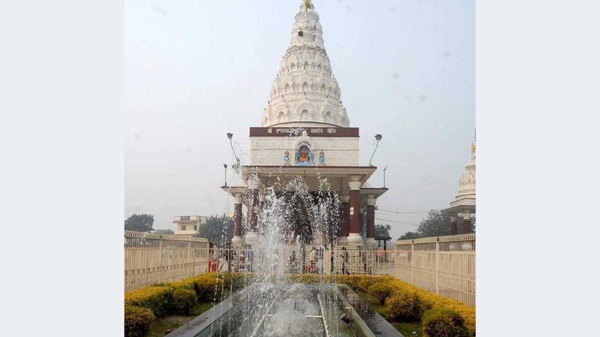 At least seven dead in ‘stampede-like’ incident at India temple